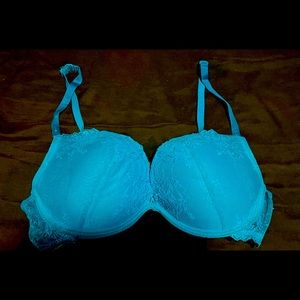 Lacy push-up bra